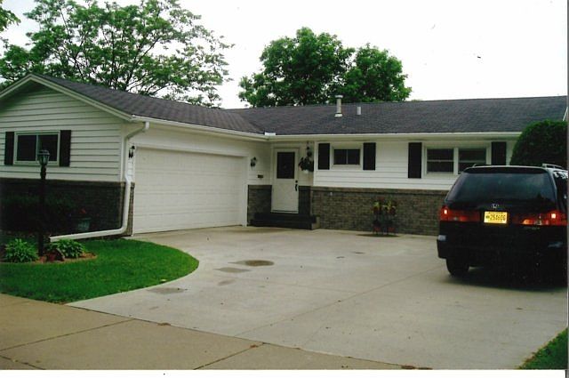 1st image of 1235 Sunset Dr