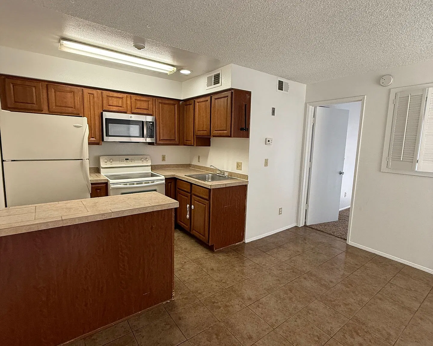Blacklidge1810-309 — Photo 1