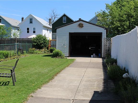 5th image of 77 Beatrice Ave