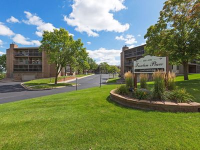 4350 Trenton Ln N APT 121, Plymouth, MN, 55442