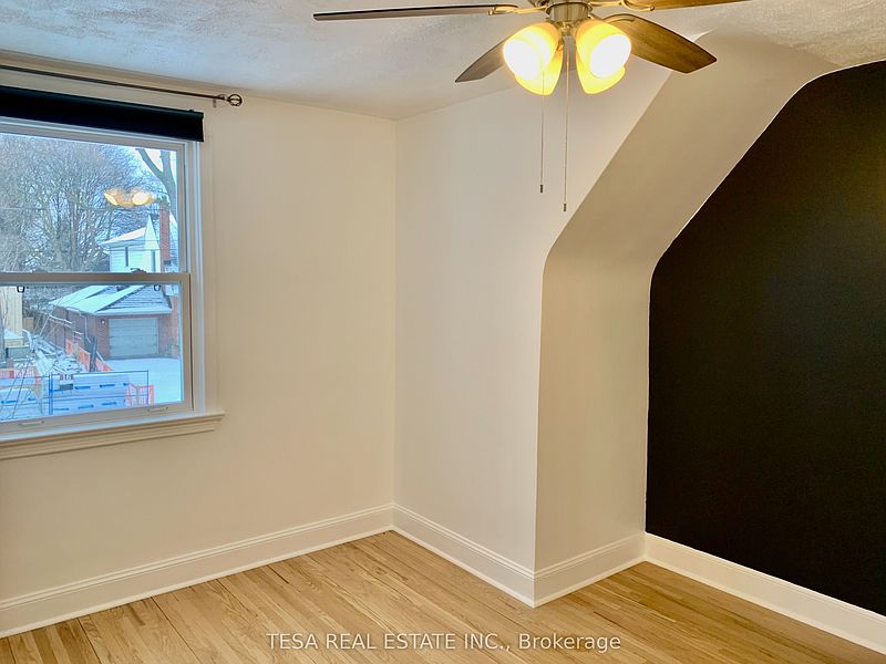 Toronto House for rent - 4 Bedrooms — photo 25