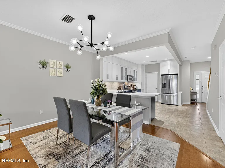 4166 Highwood Dr — Photo 12