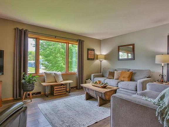 5th image of 2167 MEADOW DRIVE