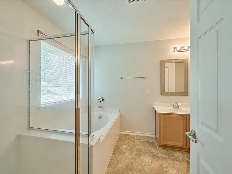 327 Bloomhill Pl — Photo 43