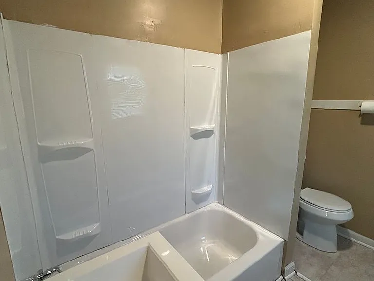 5045 Bellefontaine Ave — Photo 6