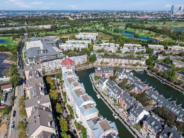 207 Shearwater Ct West image 26 of 32