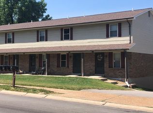 3031 Droste Rd, Saint Charles, MO 63301