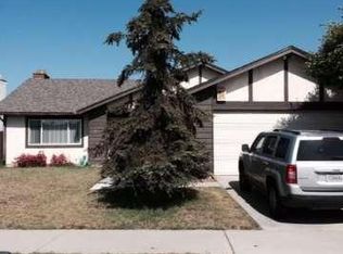 911 Stern Ln, Oxnard, CA 93035