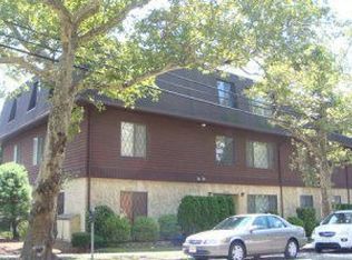 253 Park Ave #6, Rutherford, NJ 07070