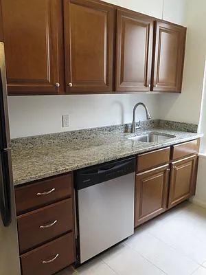 Rented by Bohemia Realty Group | media 18