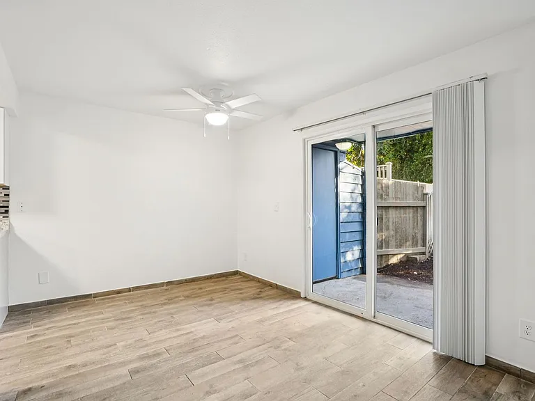 Images Springcreek Apartments — Photo 65