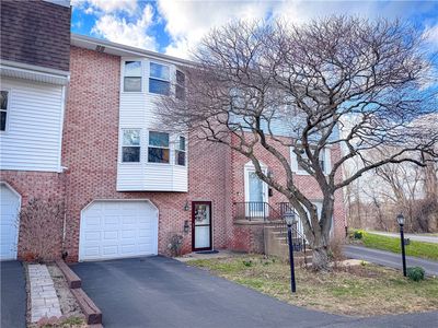 1702 Parsonage Ln, Bethel Park, PA, 15102