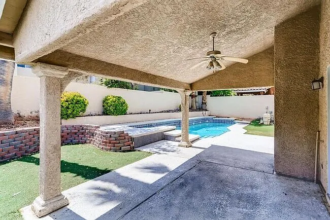 8305 Aqua Spray Ave — Photo 2