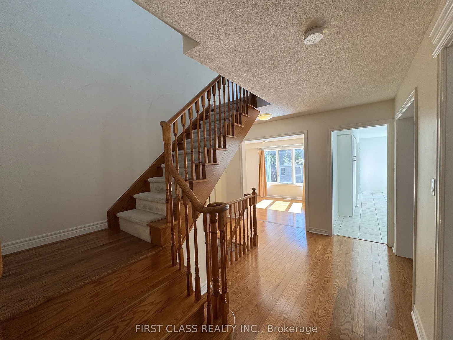 5 bed, $3,850 — Photo 3