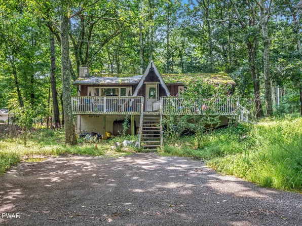 101 Daisy Ln, Dingmans Ferry, PA 18328