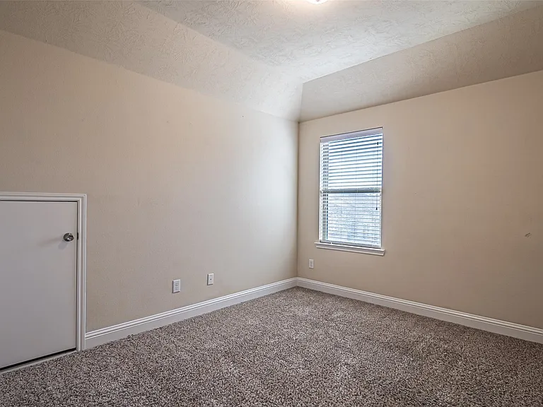 11507 Bermondsey Dr — Photo 47