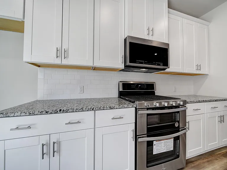 7148 Bryce Ave — Photo 15