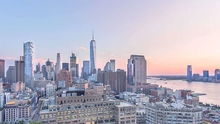 Sold by Compass | media 7