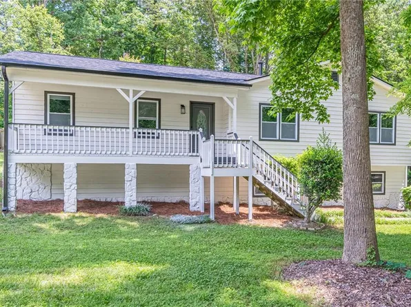 145 Sequoyah Cir, Canton, GA 30115