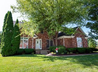 13700 Forest Bend Cir, Louisville, KY 40245
