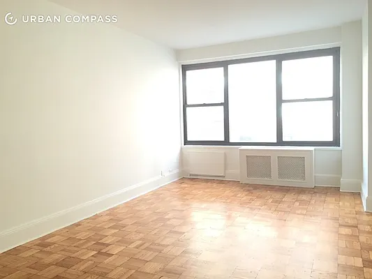 Rented by Compass | media 30