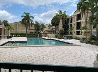 927 Riverside Dr APT 315, Pompano Beach, FL 33071