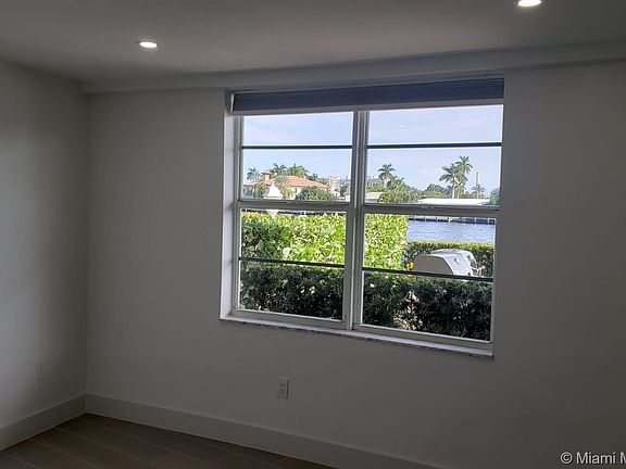 3rd image of 5100 Dupont Blvd #1