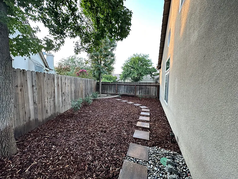316 W El Paso Ave — Photo 27