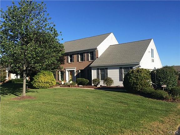 2nd image of 3243 Fairland Dr