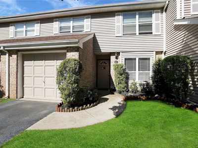 281 Pond View Lane #281, Smithtown, NY, 11787