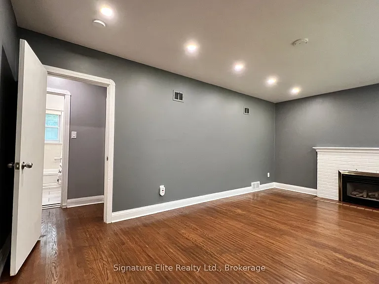 34 Ovida Ave #UPPER — Photo 6