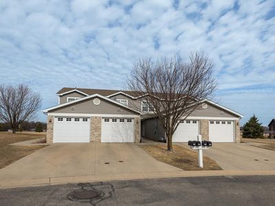 611 Pointe Ct SW, Rochester, MN, 55902