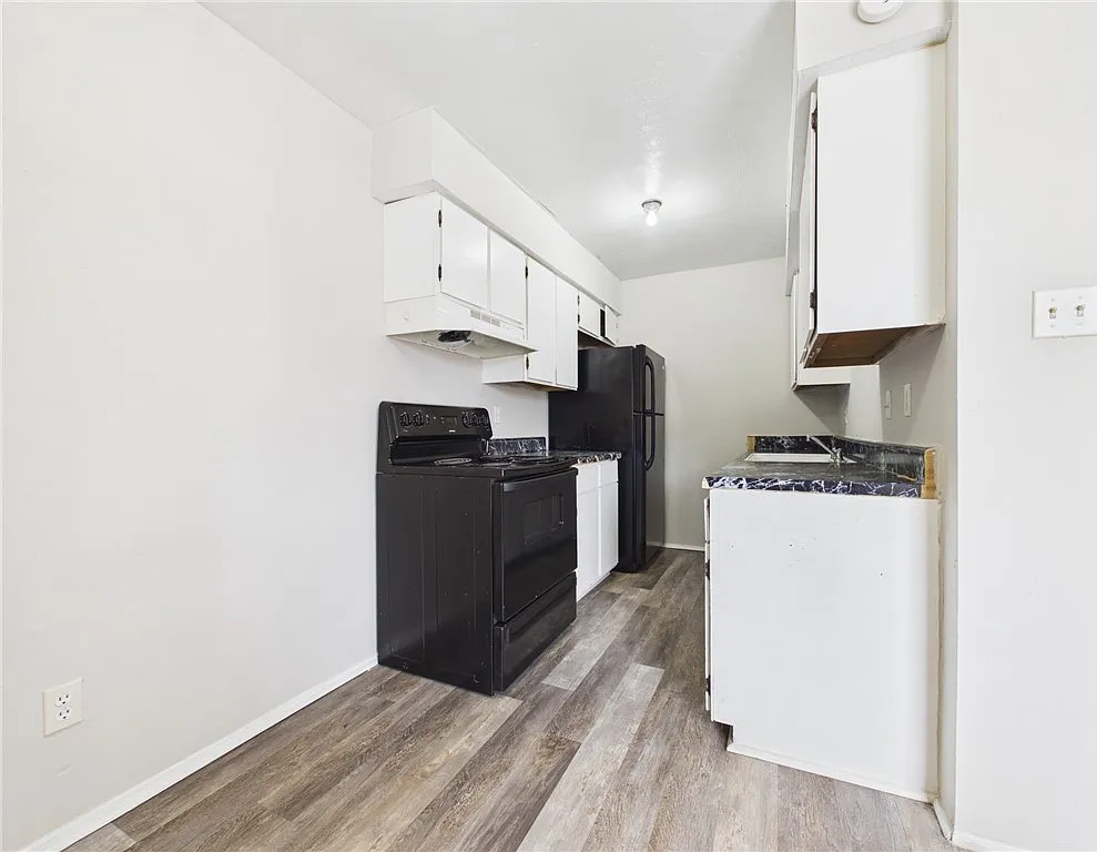 2 bed, 789 sqft, $875 — Photo 2