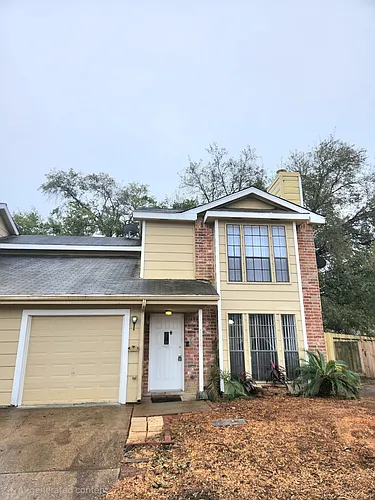 10045 Emerald Creek Dr Photo 1