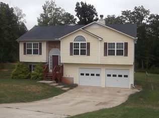 112 Virginia Cir, Temple, GA 30179