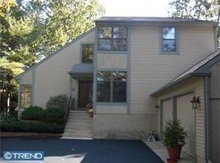 5 Brookview Ct, Voorhees, NJ 08043