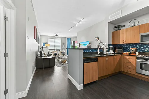 804 E Windward Way #120 Photo 1