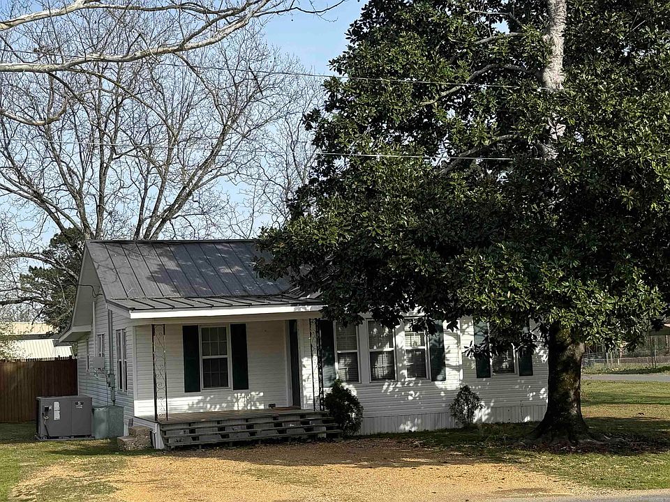 1st image of 108 S Cypress St