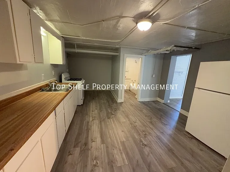 3103 Grand Ave #7 — Photo 3