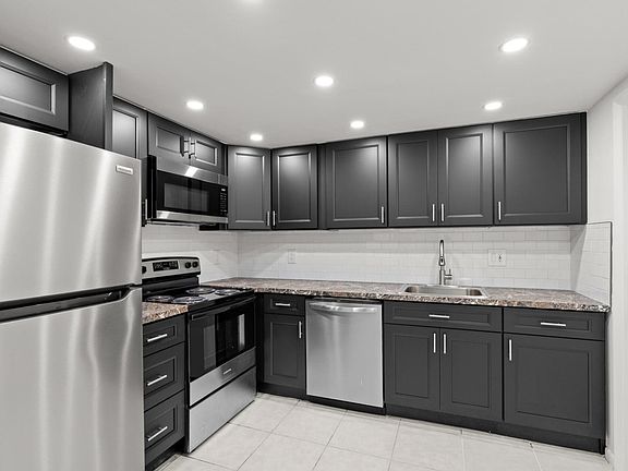 2nd image of 626 NW 13th St #310