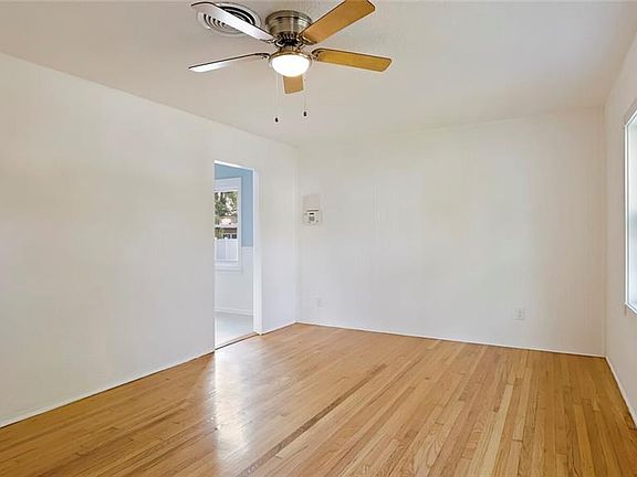 5th image of 4838 6th Ave N