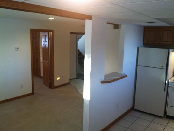 4th image of 2000 Mosher St