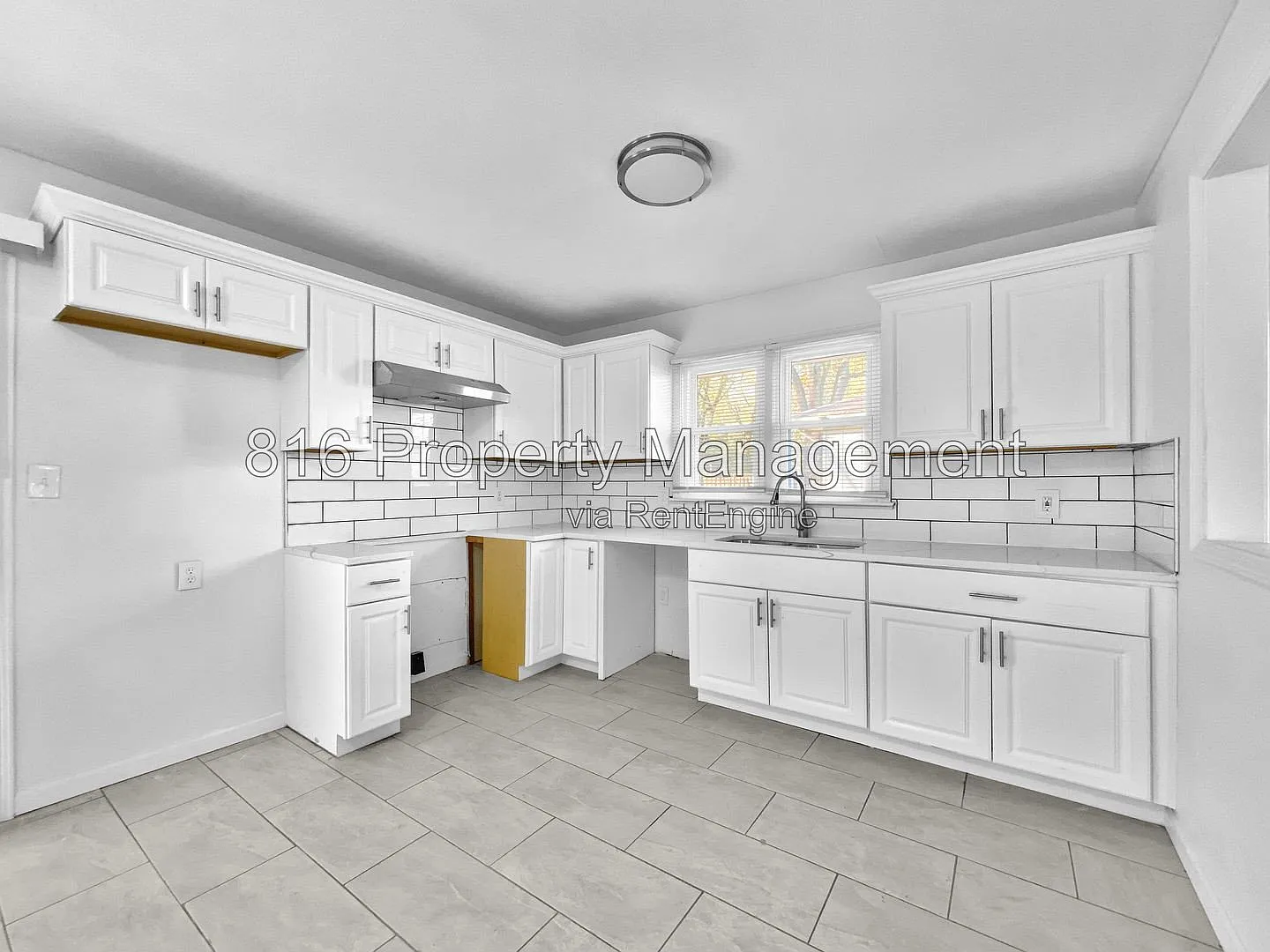 4 bed, 2.0 bath, 1500 sqft, $1,650 — Photo 4