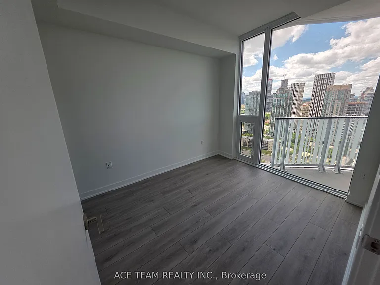1 Fairview Rd E #3007 — Photo 15