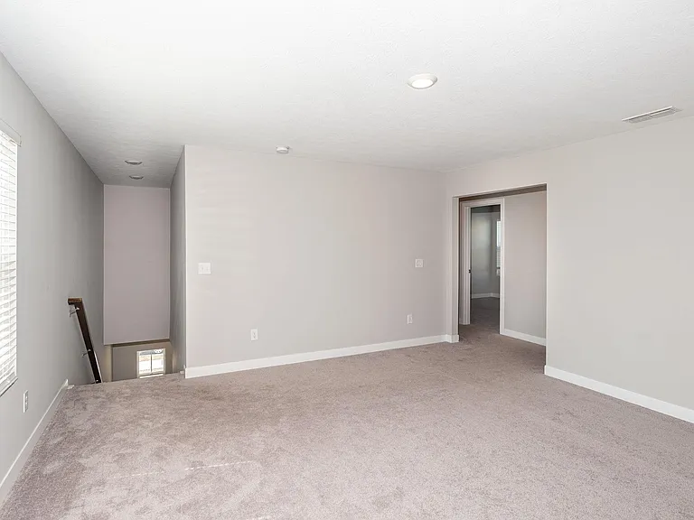 2519 Dixon Creek Dr — Photo 17