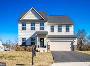 41493 Goldenwave Ln, Aldie, VA 20105