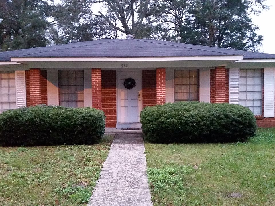 Cute 3/1.5 in good neighborhood