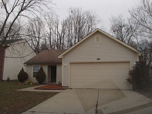 3rd image of 8546 Country Club Blvd