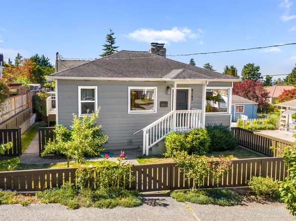 4143 SW Kenyon St, Seattle, WA 98136