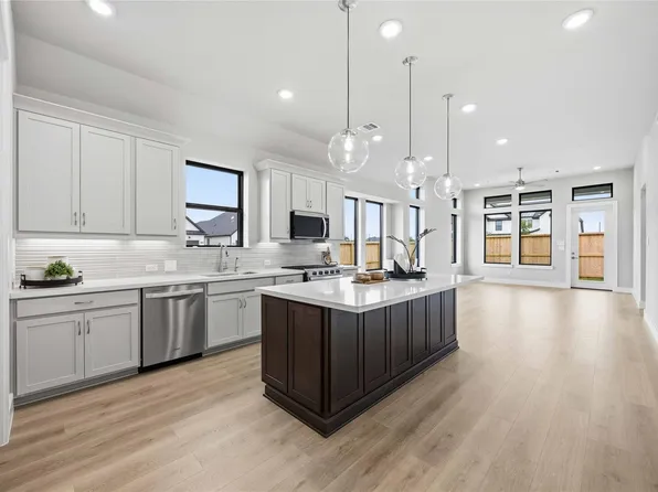 2207 Grapewood Lane, Katy, TX 77494